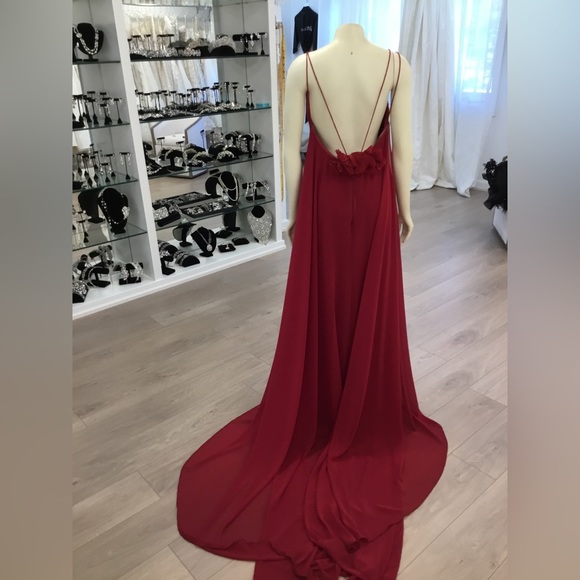 SAMPLE SALE! Tarik Ediz: Red Lace Gown - Picture 2 of 6